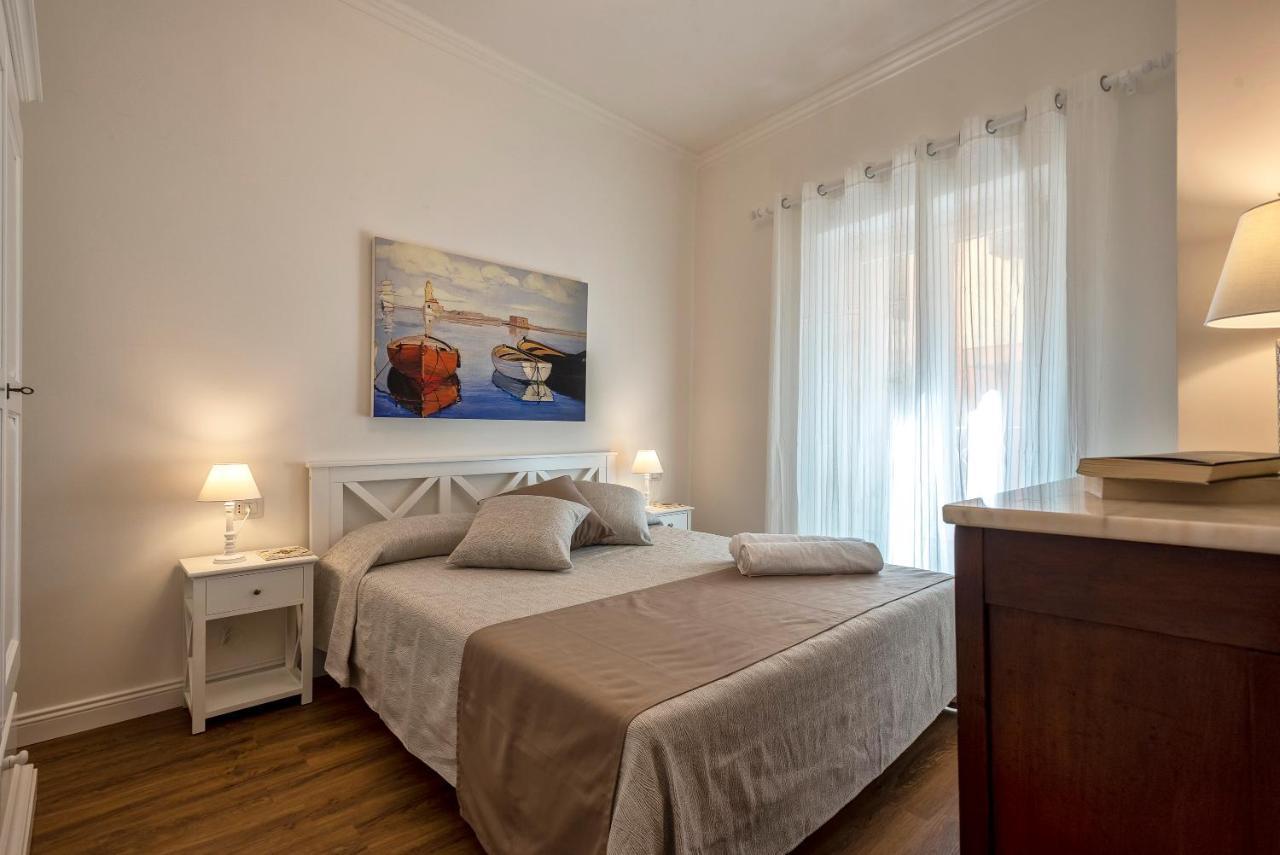 “Cielo E Mare”, Casetta Nel Cuore Del Borgo Antico / “Sky & Sea”, Charming In The Heart Of Old Village Castelsardo Exterior foto