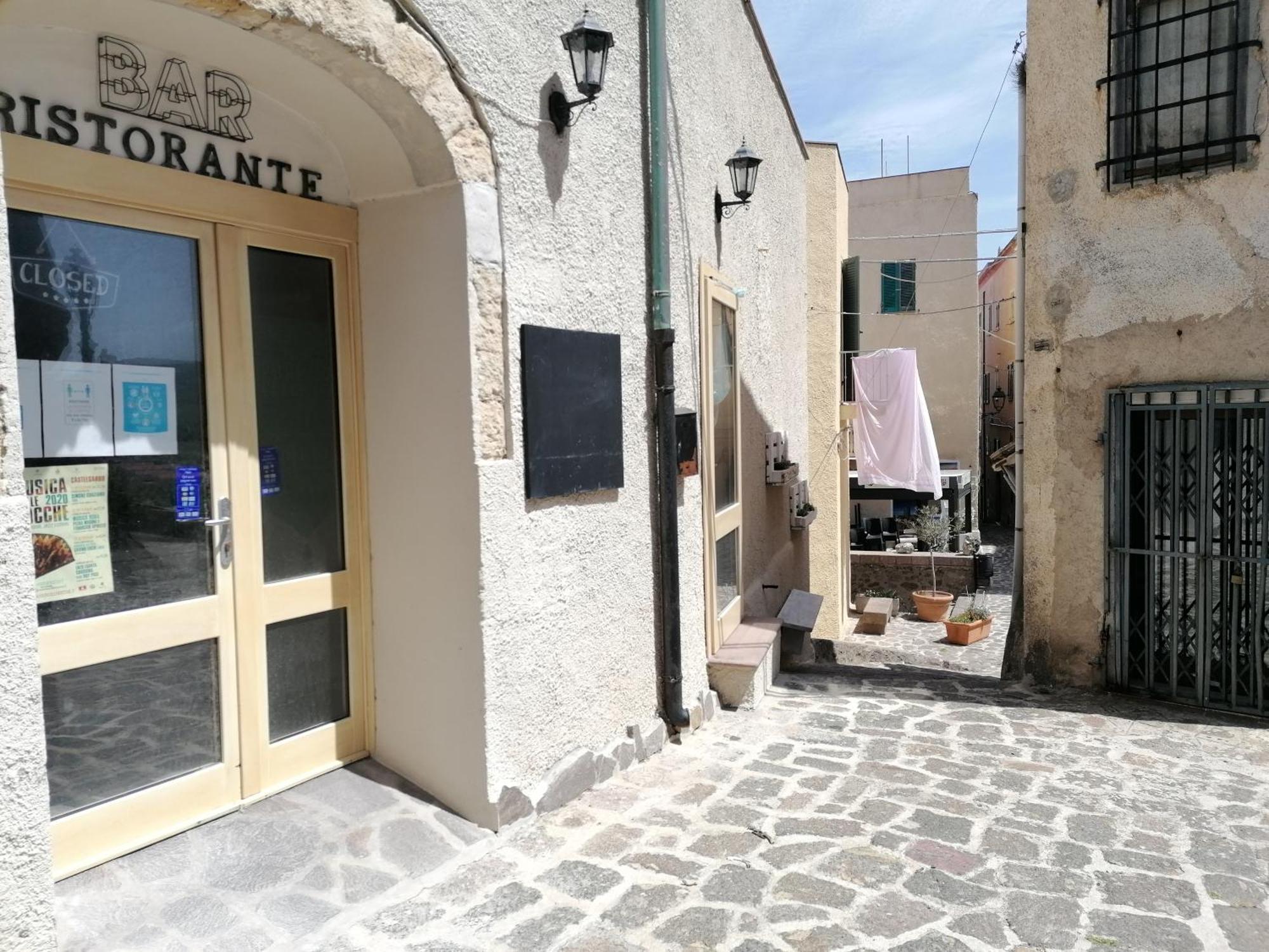 “Cielo E Mare”, Casetta Nel Cuore Del Borgo Antico / “Sky & Sea”, Charming In The Heart Of Old Village Castelsardo Exterior foto